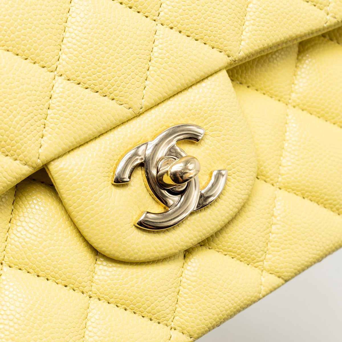 CHANEL MEDIUM CLASSIC DOUBLE FLAP BAG CAVIAR LIGHT YELLOW LGHW