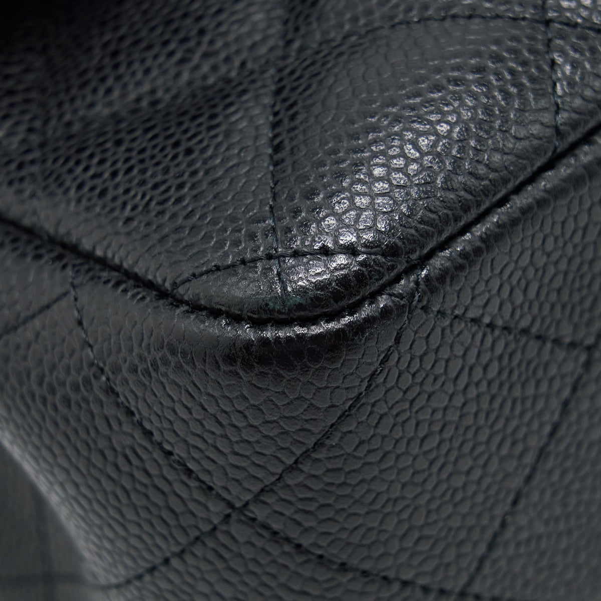 CHANEL CLASSIC JUMBO DOUBLE FLAP BAG CAVIAR BLACK LGHW