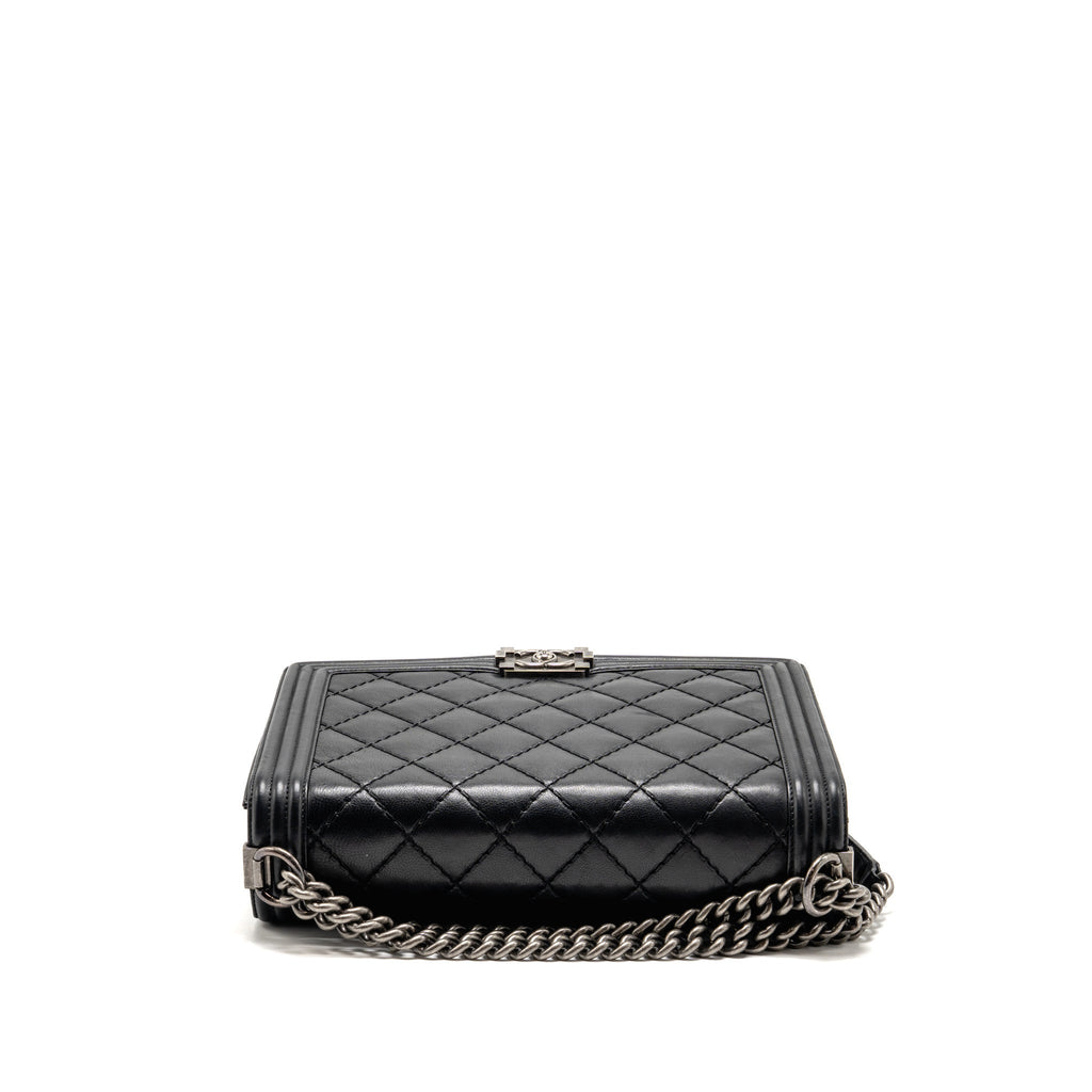 Chanel large boy bag quilted calfskin black ruthenium silver hardware