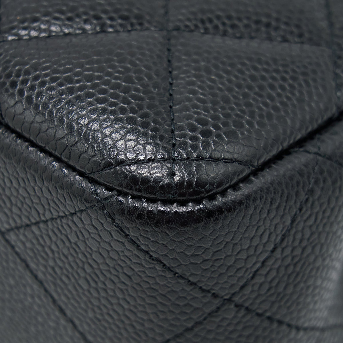 CHANEL CLASSIC JUMBO DOUBLE FLAP BAG CAVIAR BLACK LGHW