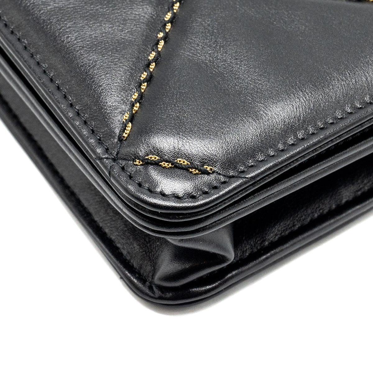 CHANEL QUILTED WALLET ON CHAIN SHINY CALFSKIN BLACK GHW (MICROCHIP)