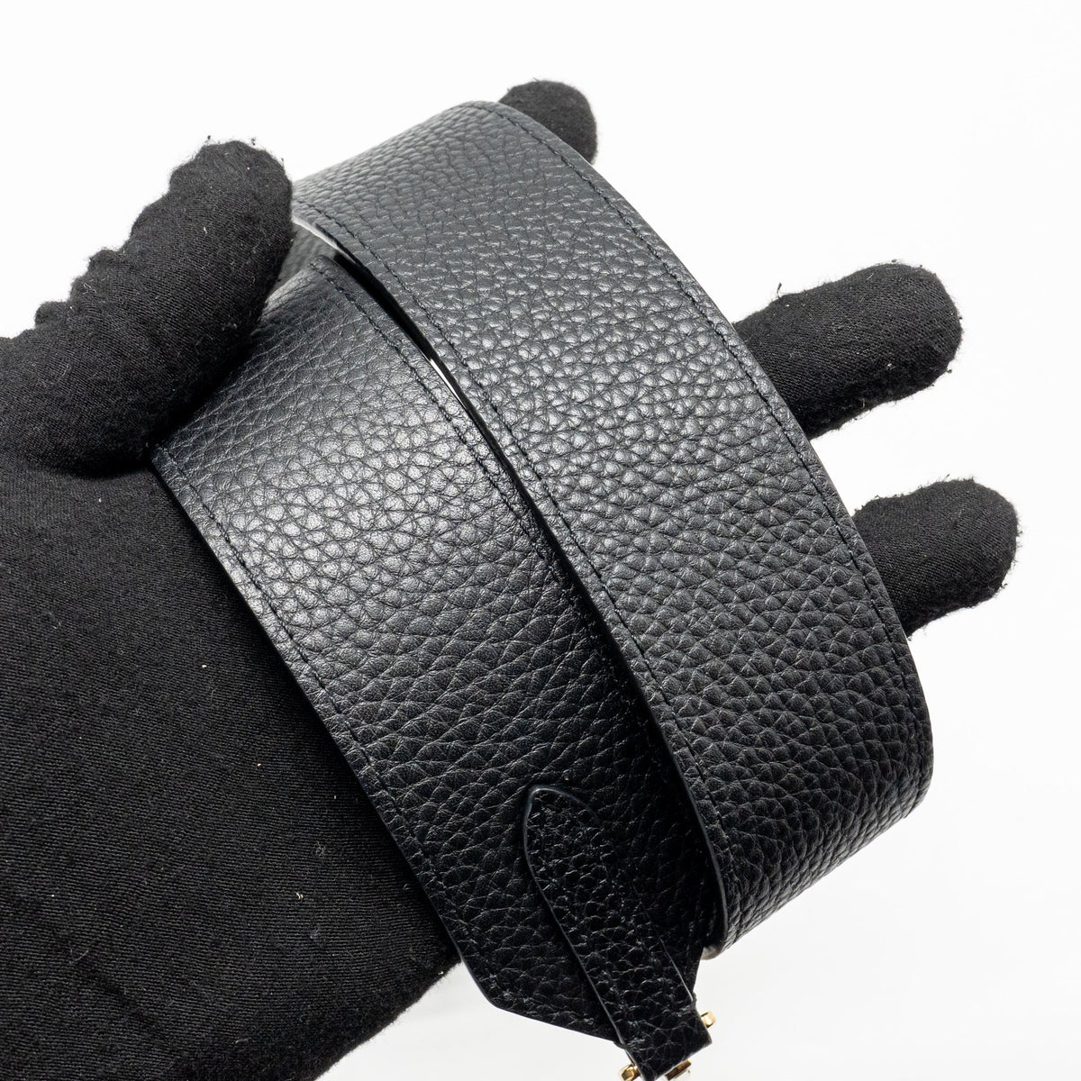 LOUIS VUITTON CAPUCINES MINI TAURILLON BLACK GHW