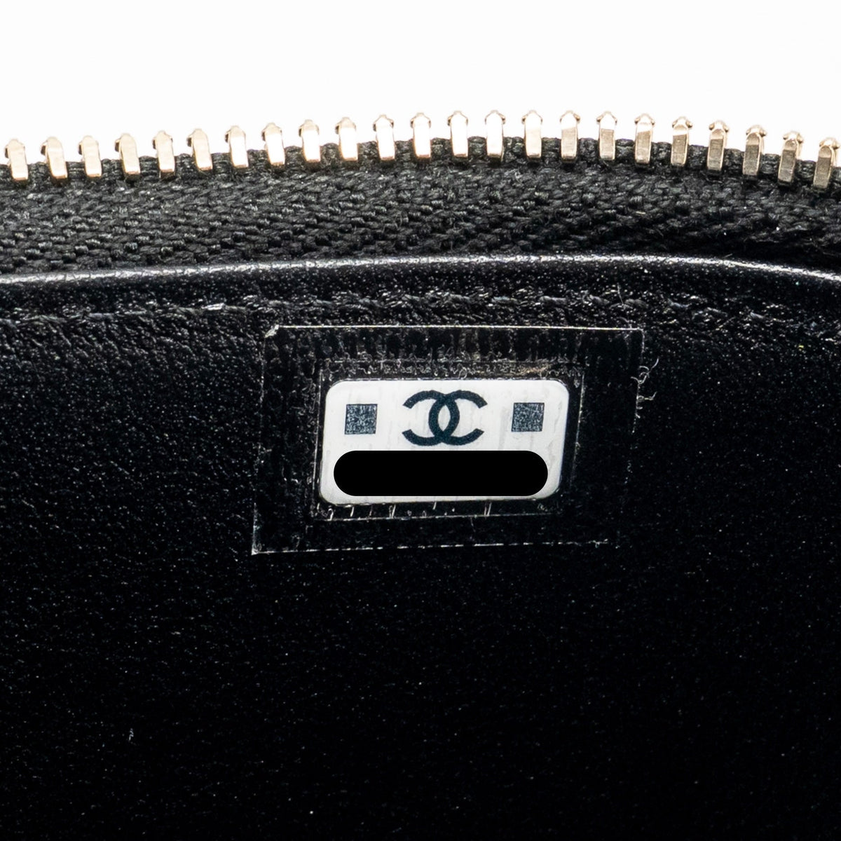 CHANEL TOP HANDLE LONG VANITY CASE LAMBSKIN BLACK LGHW (MICROCHIP)