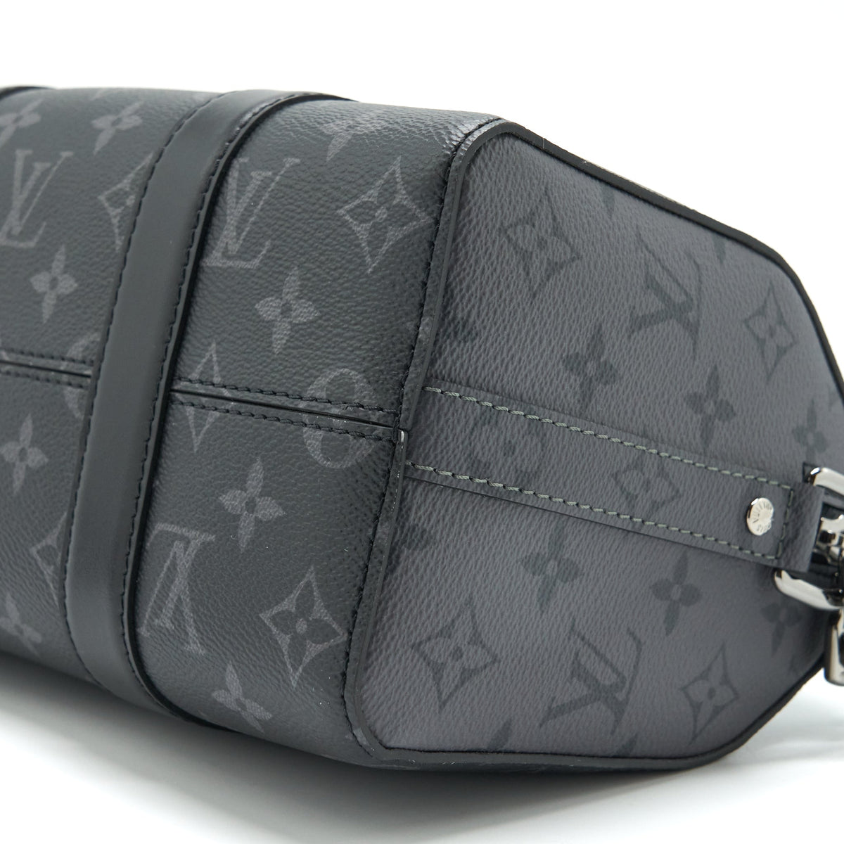 LOUIS VUITTON CITY KEEEPALL 27CM MONOGRAM ECLIPSE AND MONOGRAM ECLIPSE REVERSE