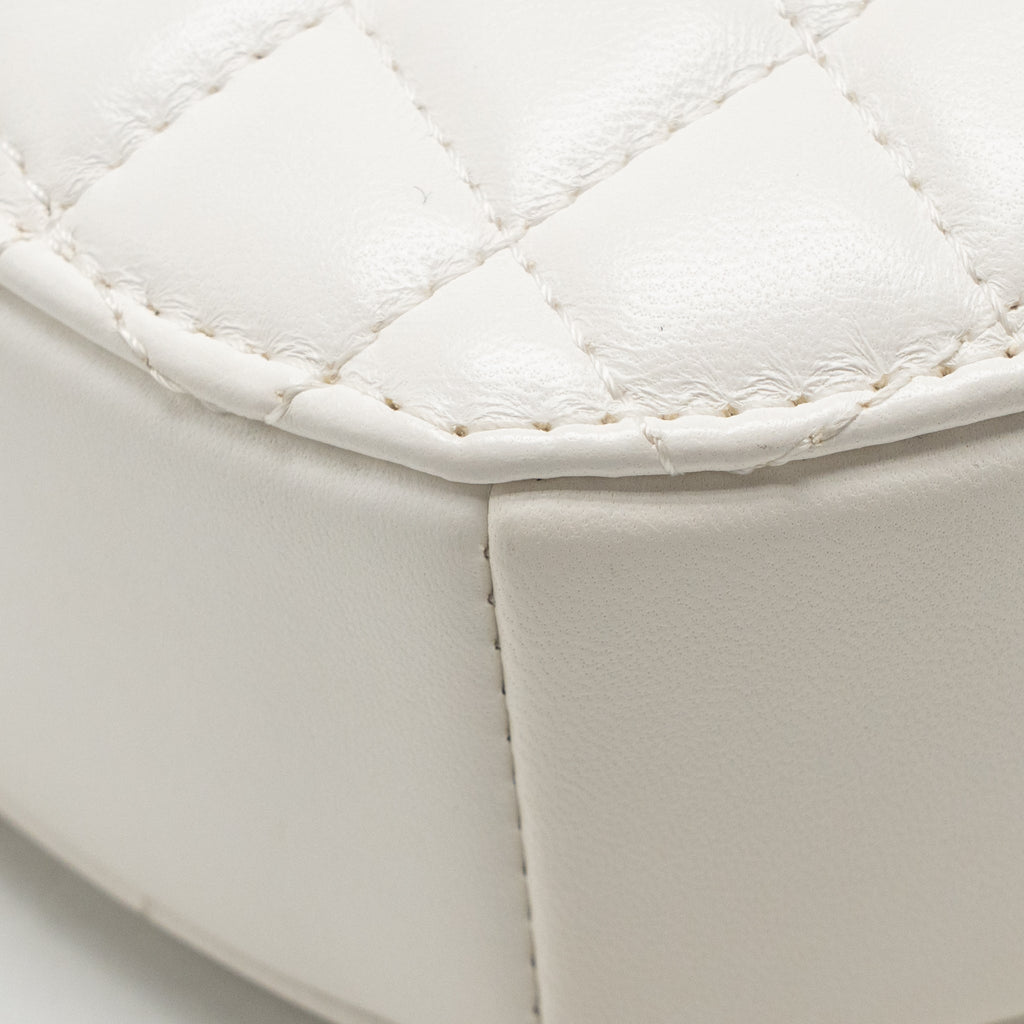 Chanel heart bag lambskin white LGHW (microchip)