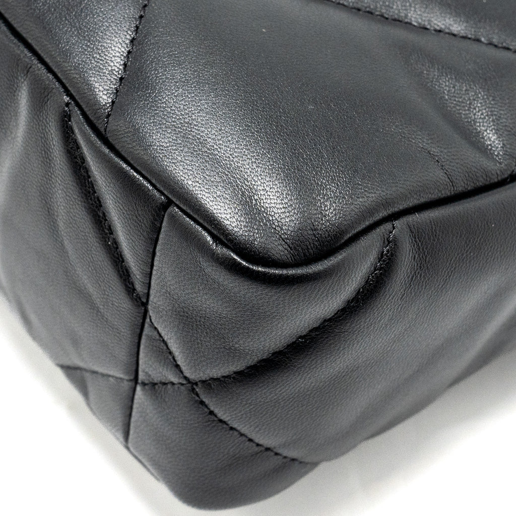 CHANEL SMALL 19 BAG GOATSKIN BLACK MULTICOLOUR HARDWARE