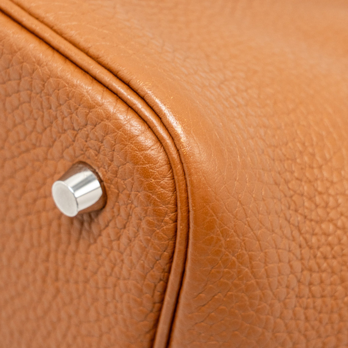 HERMES Picotin 22 Lock Bag Clemence Gold SHW