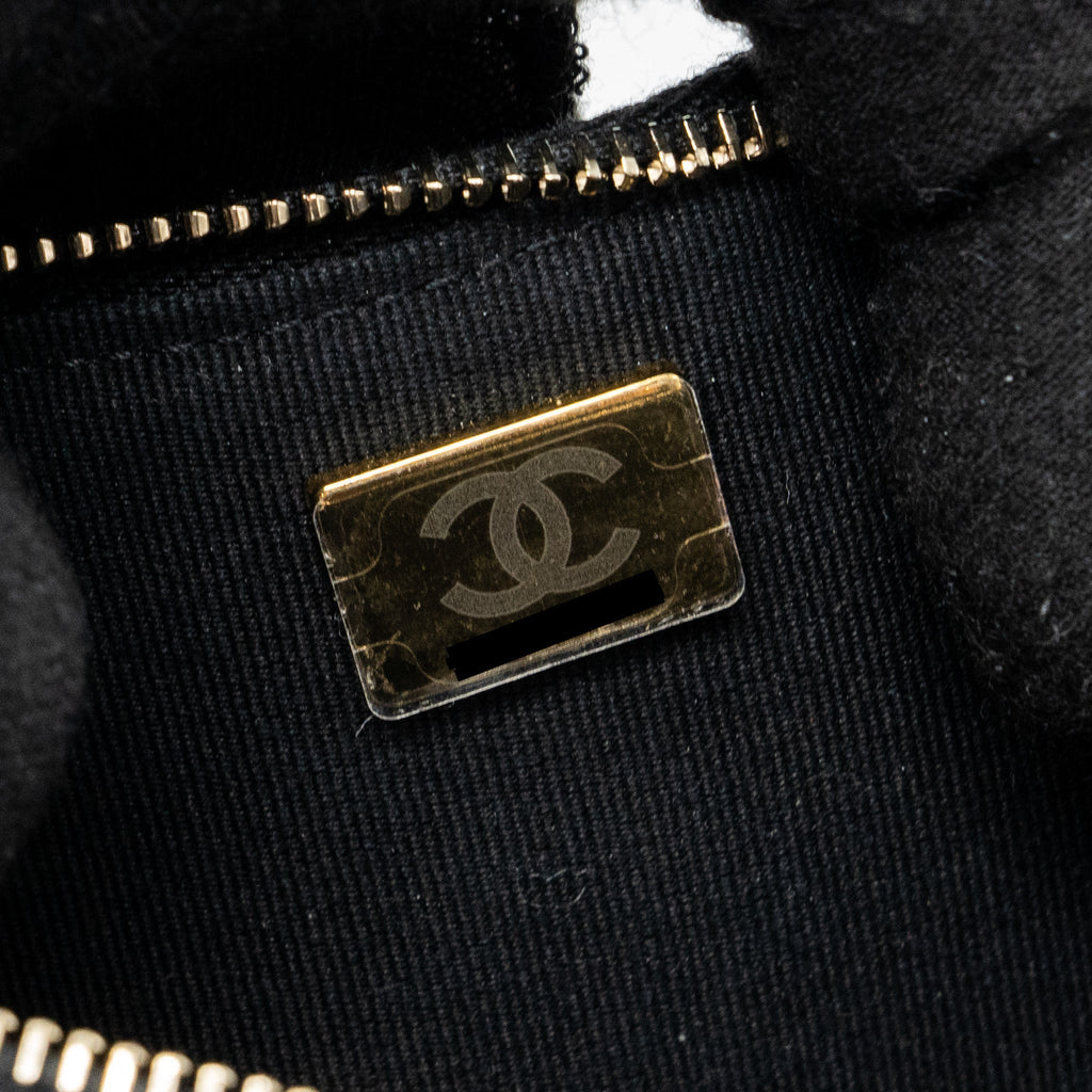 CHANEL HOBO SHOULDER BAG LAMBSKIN BLACK GHW(MICROCHIP)