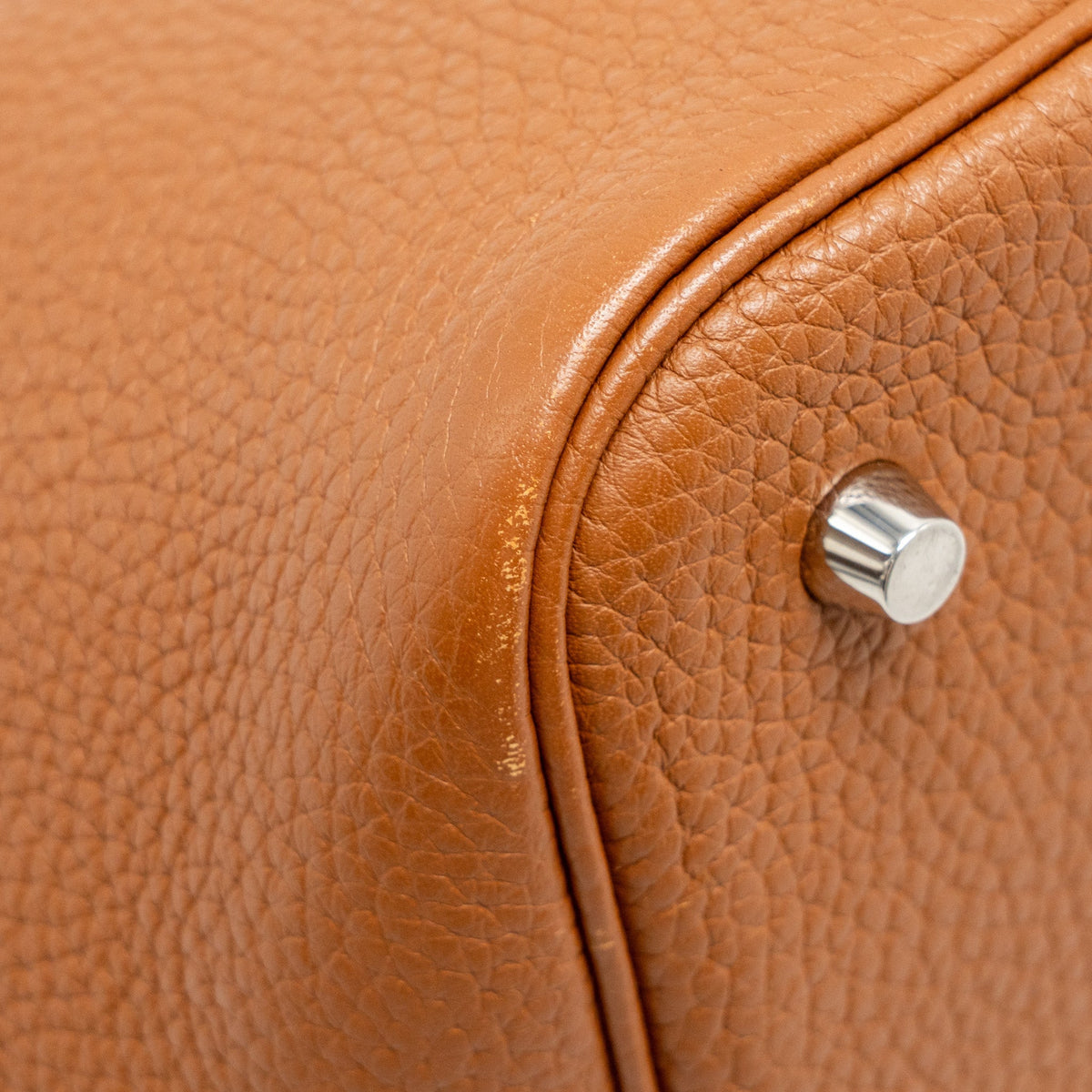 HERMES Picotin 22 Lock Bag Clemence Gold SHW
