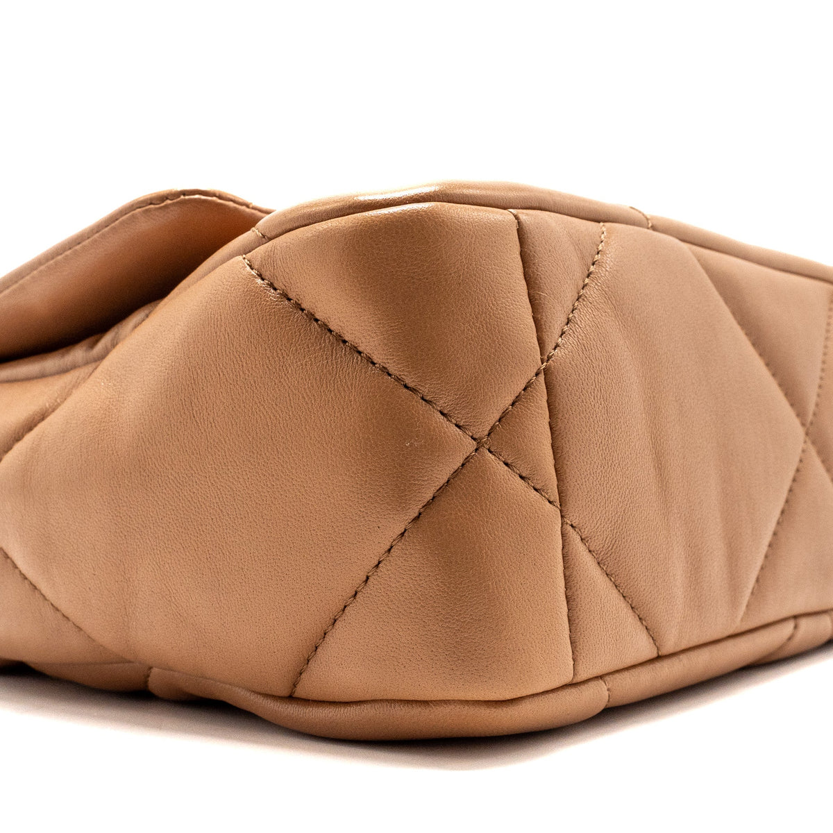 CHANEL SMALL 19 BAG LAMBSKIN CARAMEL MULTICOLOUR HARDWARE (MICROCHIP)