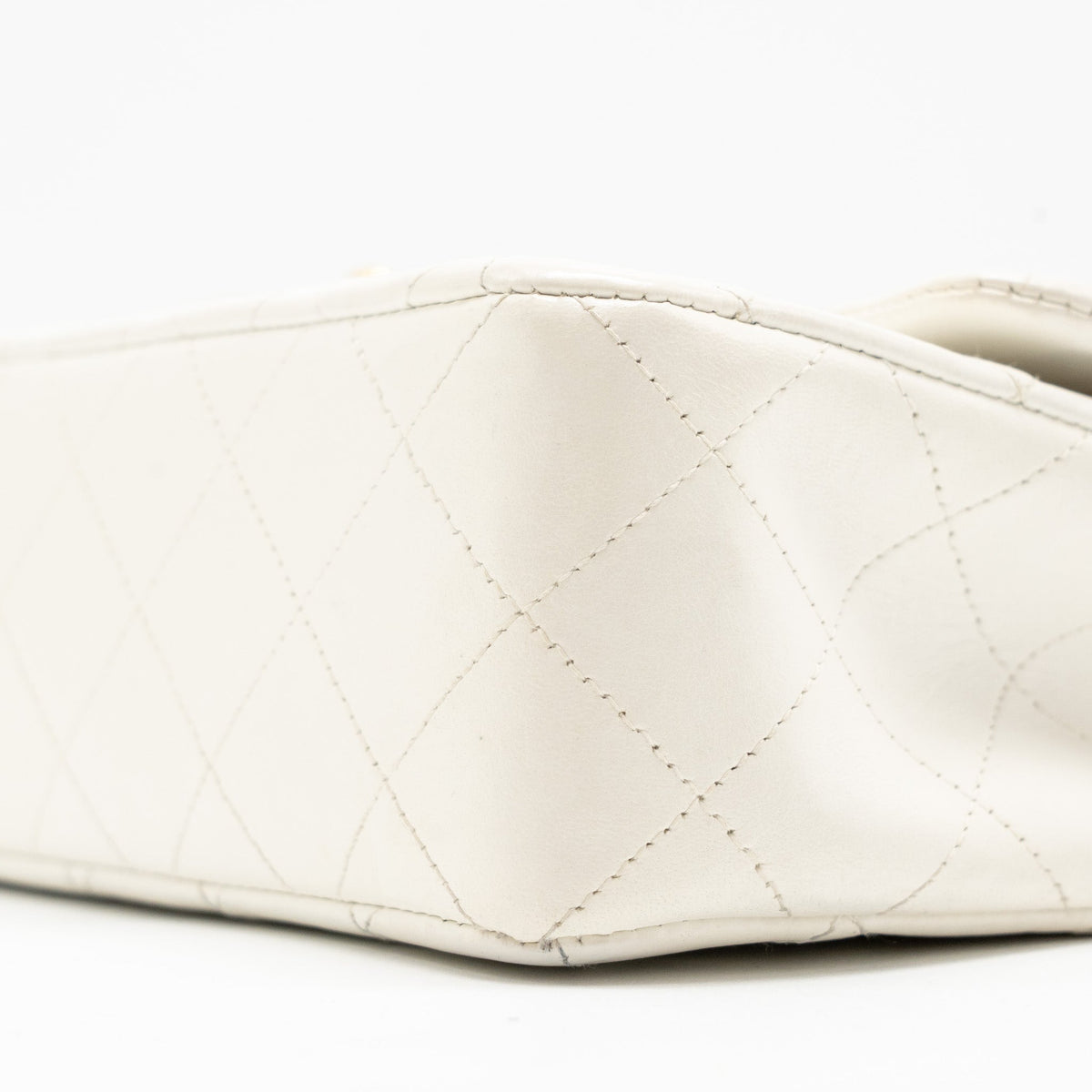 CHANEL VINTAGE SMALL CLASSIC DOUBLE FLAP BAG LAMBSKIN WHITE GHW