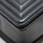 CHANEL MEDIUM BOY BAG CAVIAR BLACK GHW