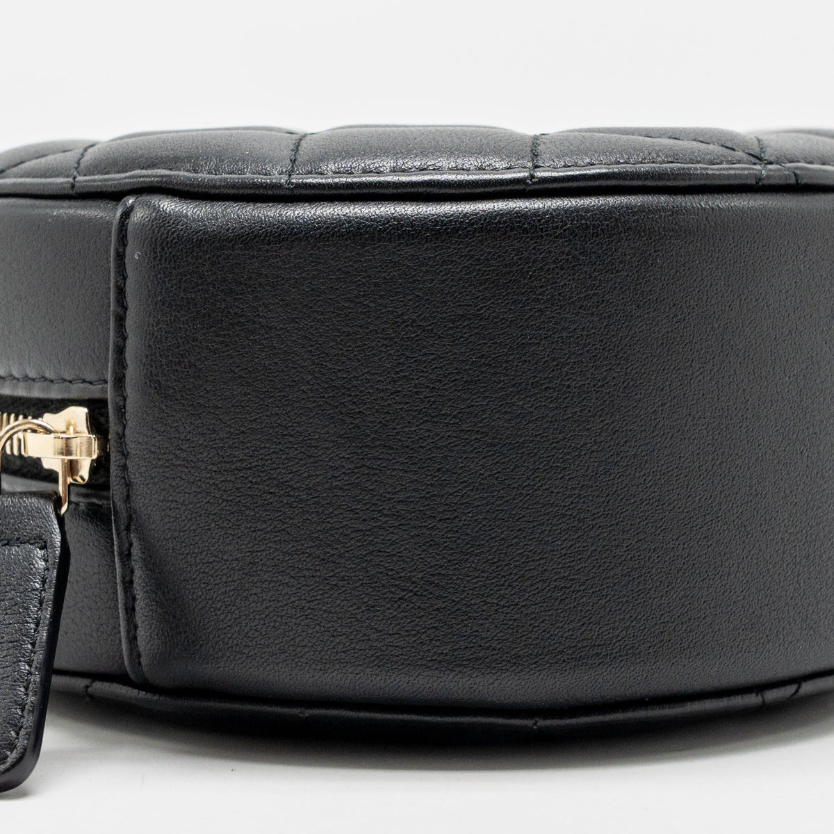 Chanel Round Clutch With Pearl Chain Lambskin Black GHW