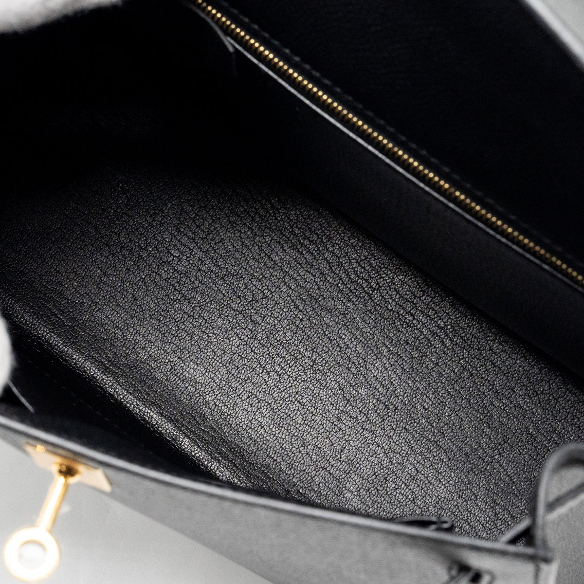 Hermes Kelly 25 epsom black GHW