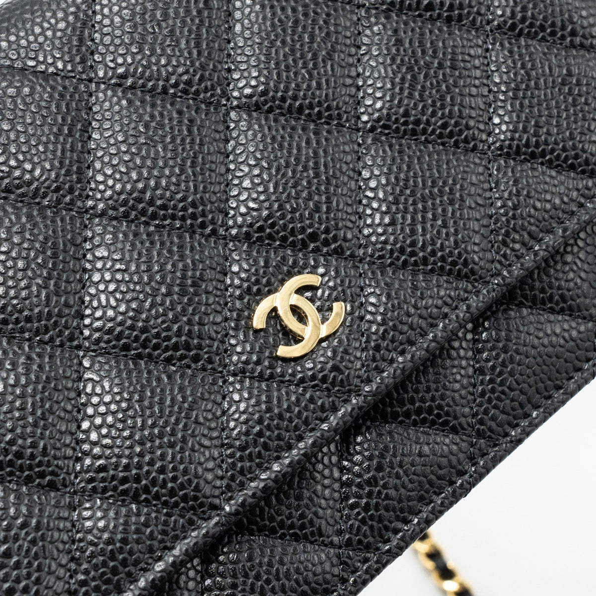 CHANEL CLASSIC WALLET ON CHAIN CAVIAR BLACK GHW