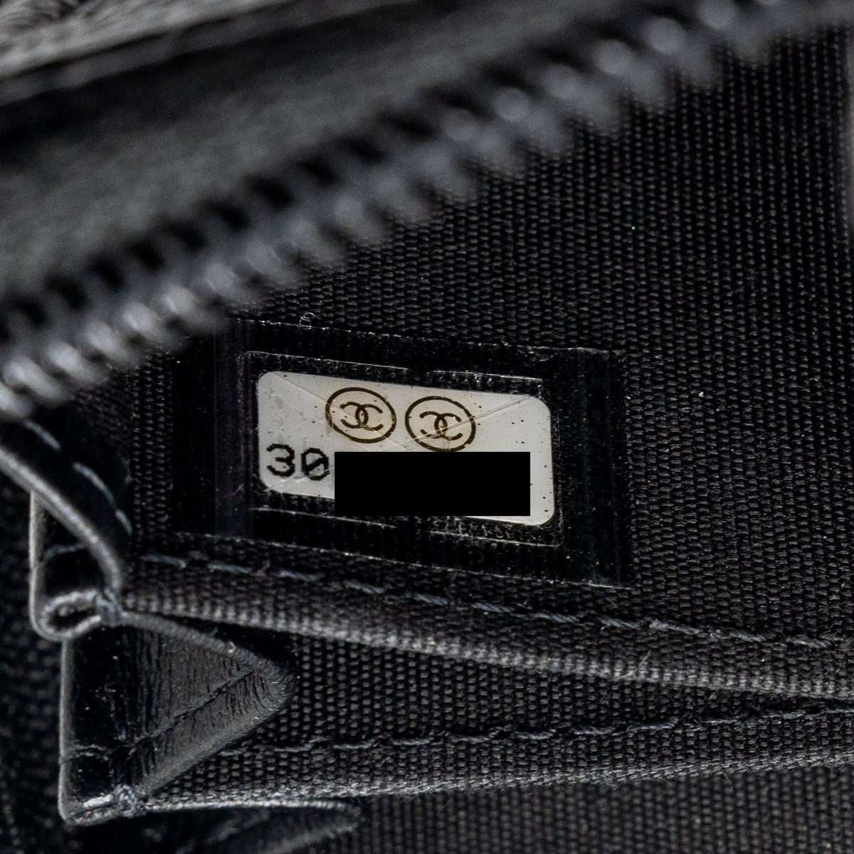 CHANEL BOY ZIP CARD HOLDER CAVIAR BLACK GHW
