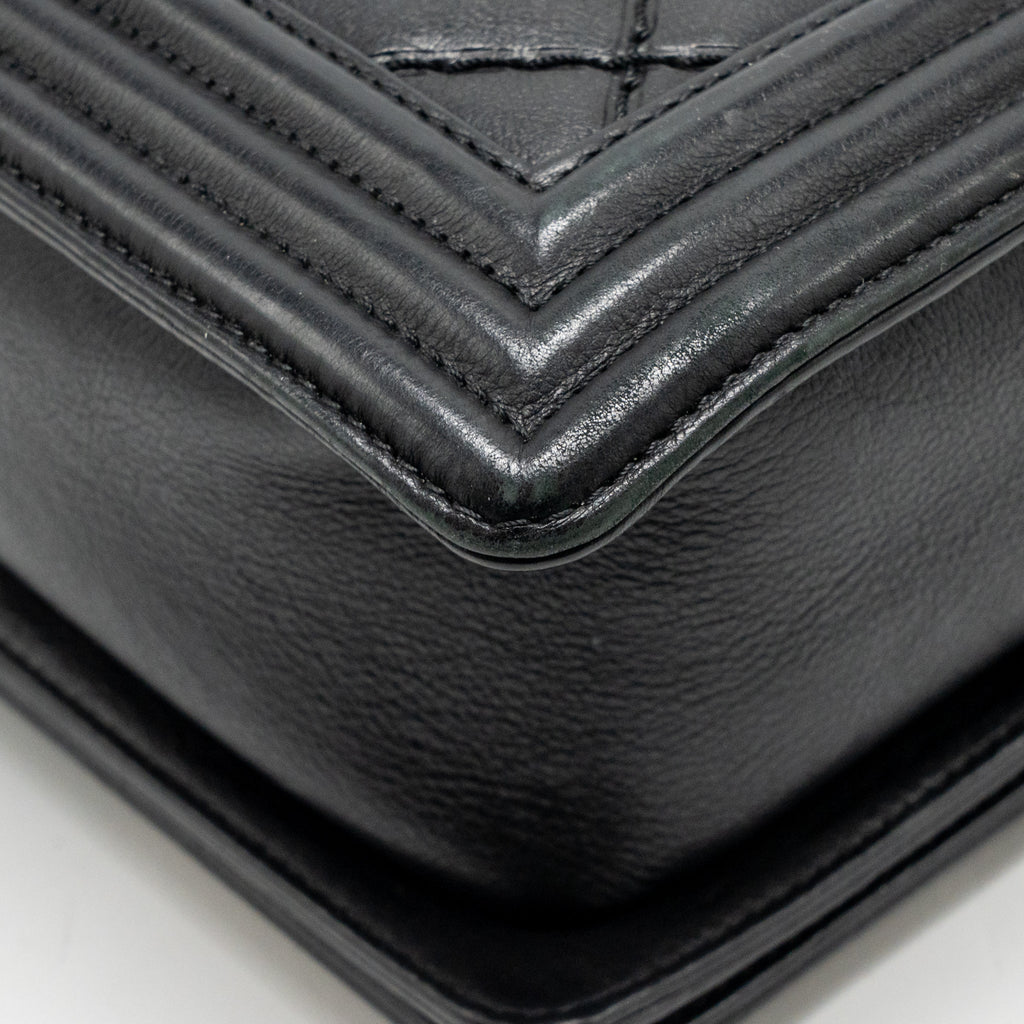 Chanel large boy bag quilted calfskin black ruthenium silver hardware