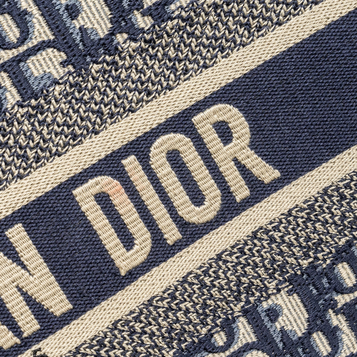 DIOR MEDIUM BOOK TOTE DIOR OBLIQUE EMBROIDERY BLUE