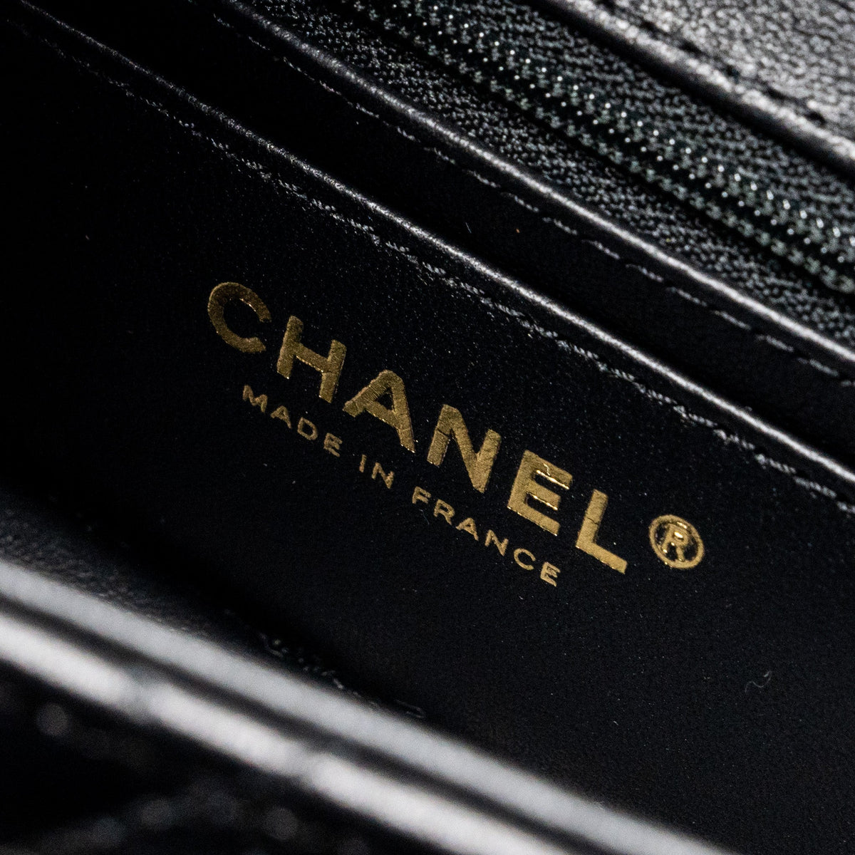 CHANEL 23K TOP HANDLE VANITY BAG SHINY CALFSKIN BLACK GHW (MICROCHIP)