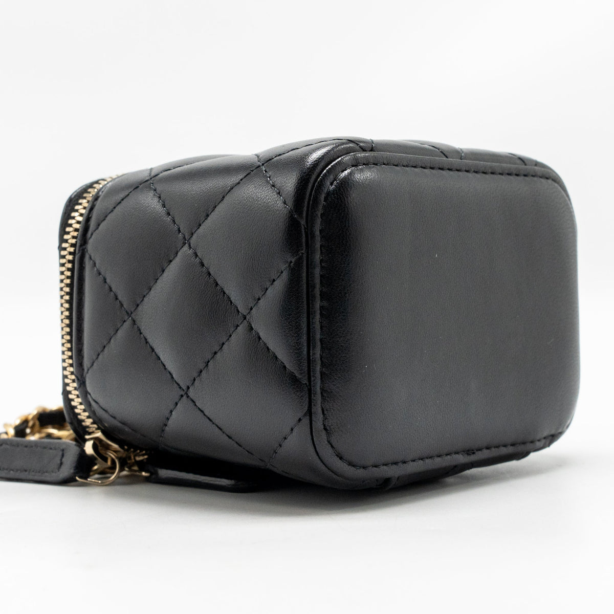 Chanel top handle mini vanity case with chain lambskin black GHW