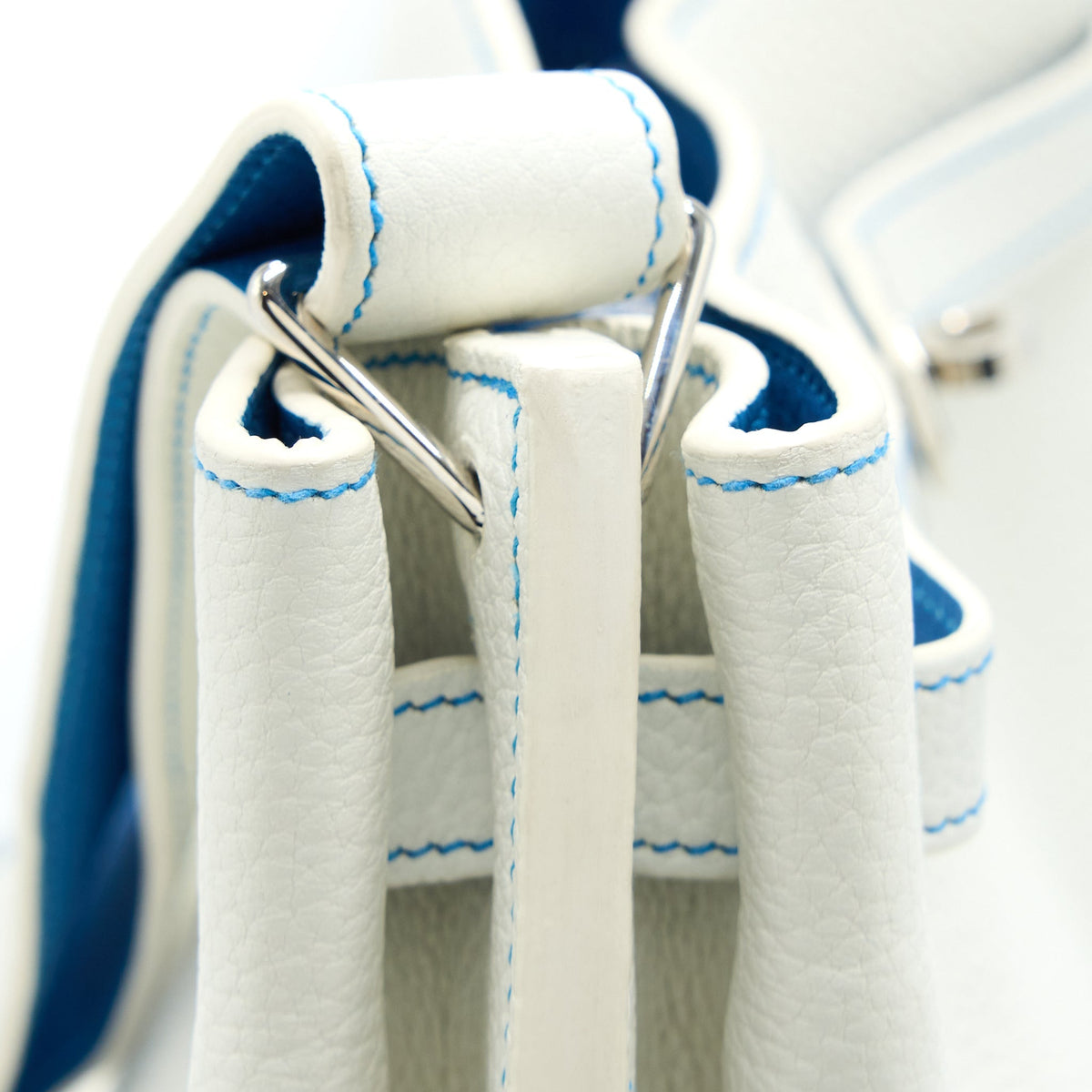 HERMES SO KELLY 26 BLANC/BLUE SHW