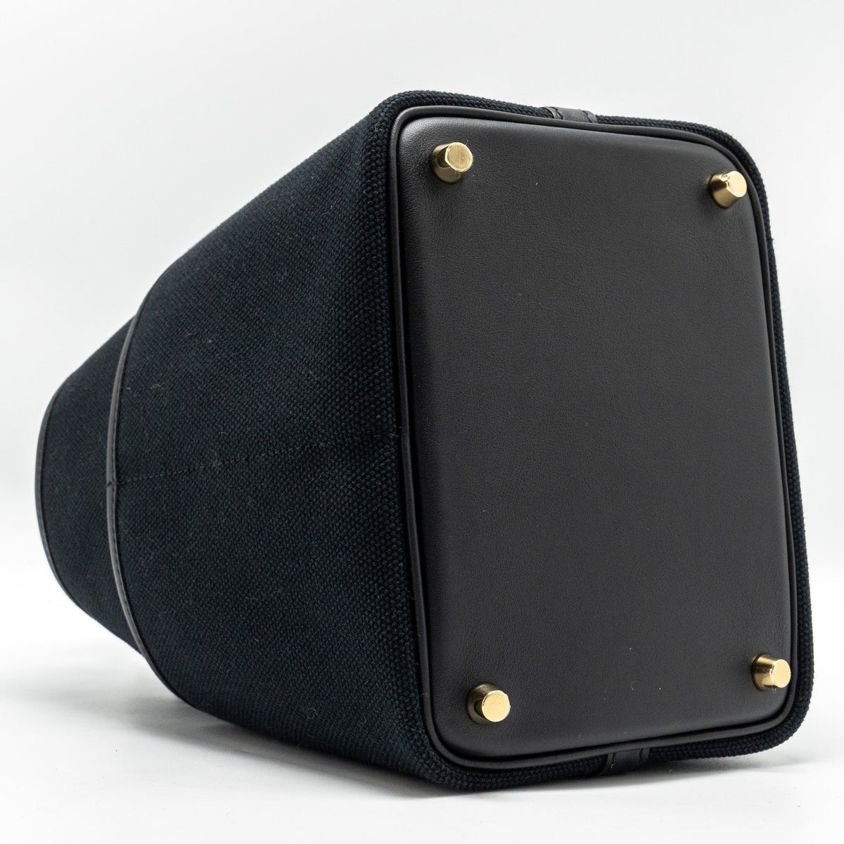HERMES CARGO PICOTIN 18 LOCK BAG SWIFT / TOILE CANVAS BLACK GHW