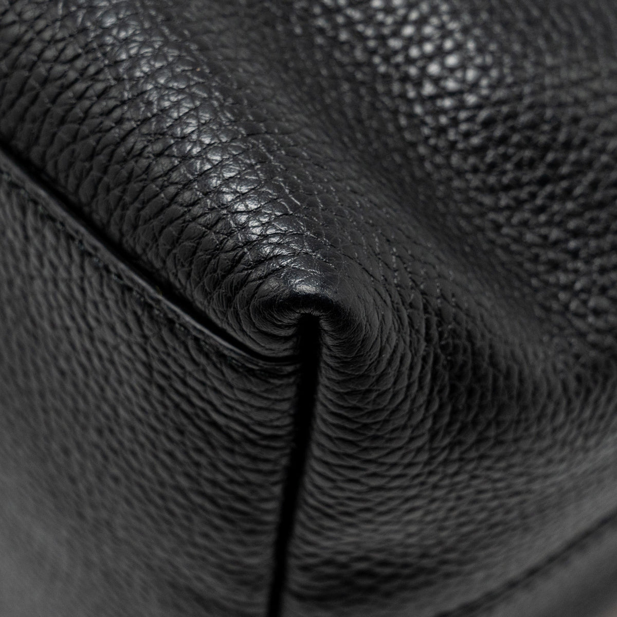 GUCCI INTERLOCKING G SOHO TOTE BAG CALFSKIN BLACK GHW