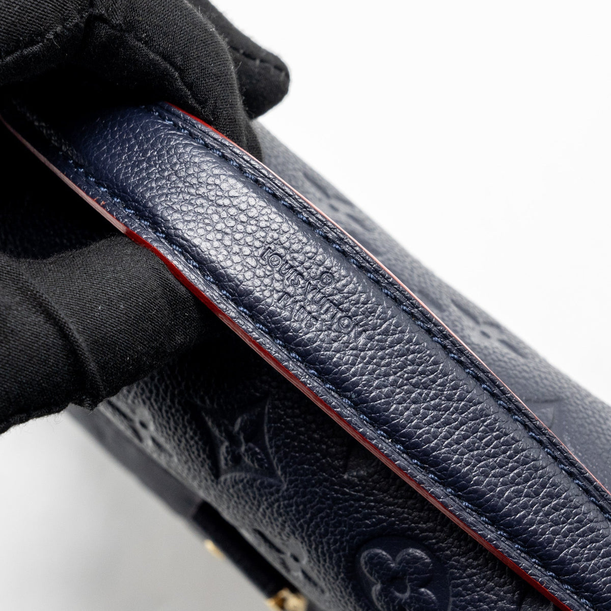 LOUIS VUITTON POCHETTE METIS MONOGRAM EMPREINETE NAVY GHW