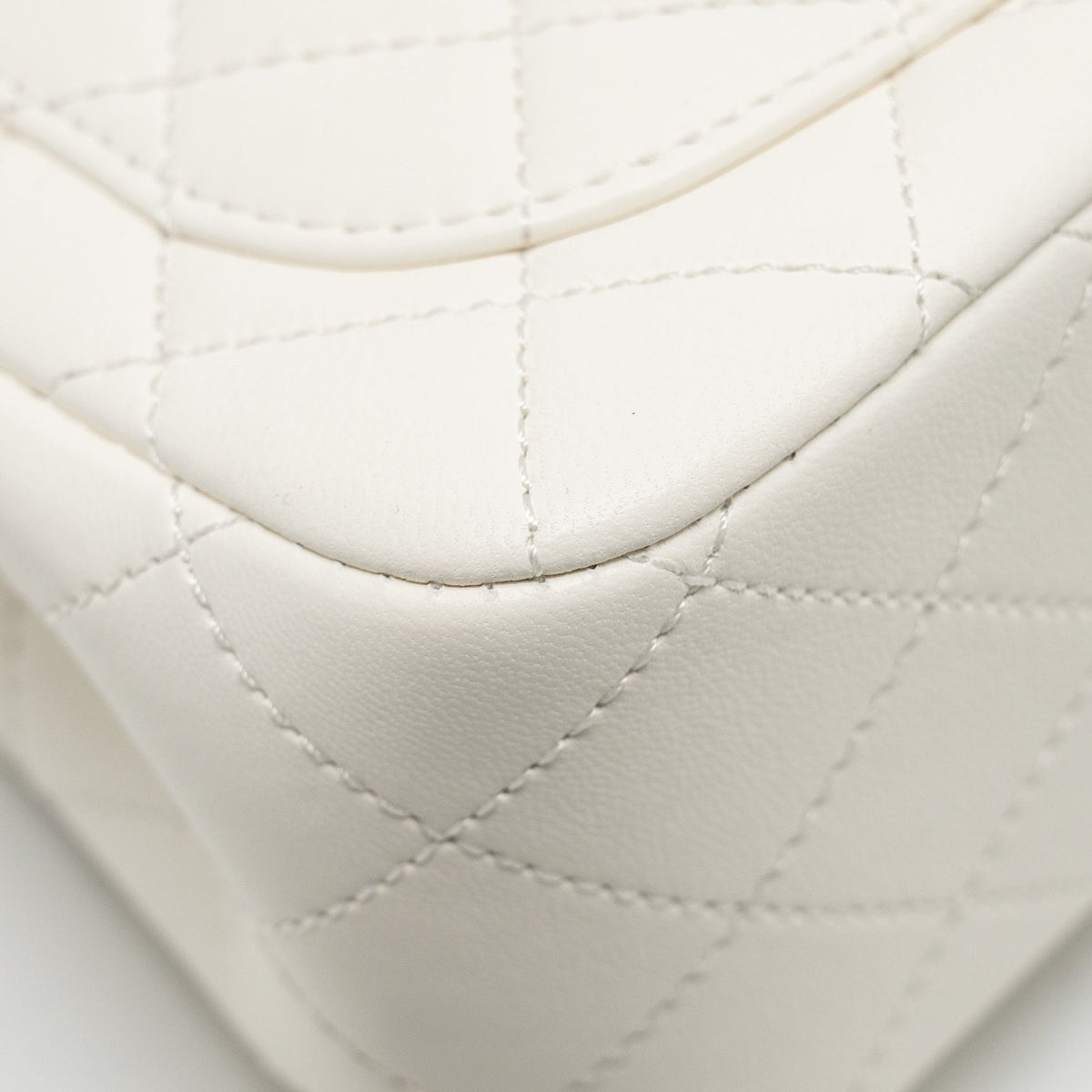 CHANEL PEARL CRUSH MINI SQUARE LAMBSKIN WHITE GHW (MICROCHIP)