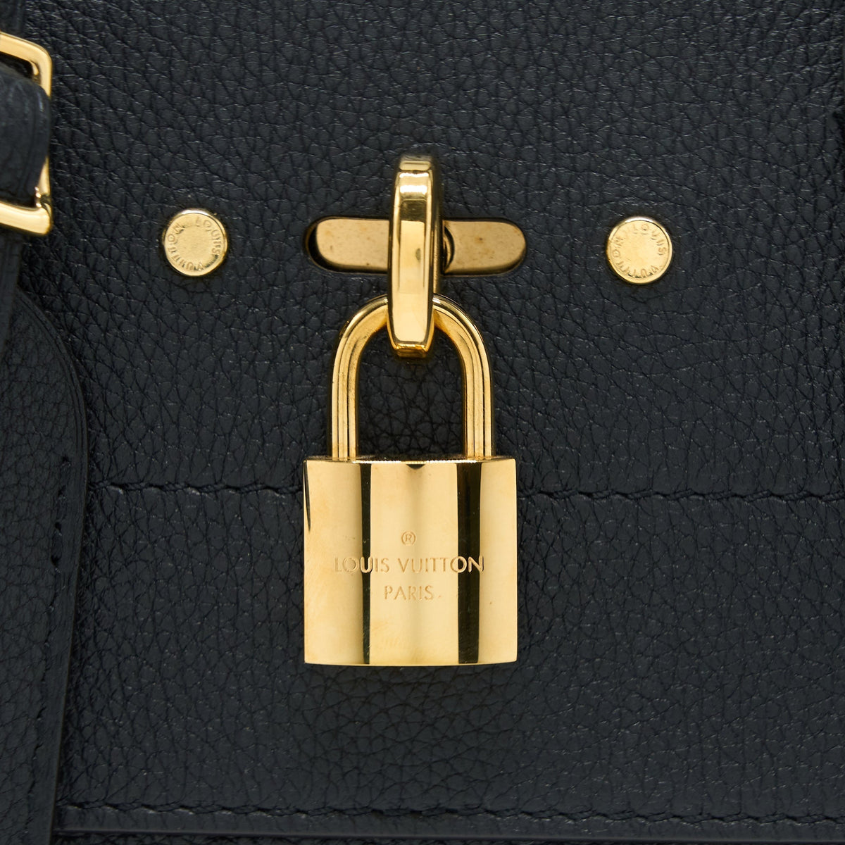 LOUIS VUITTON CITY STEAMER MM GRAINED CALFSKIN BLACK GHW