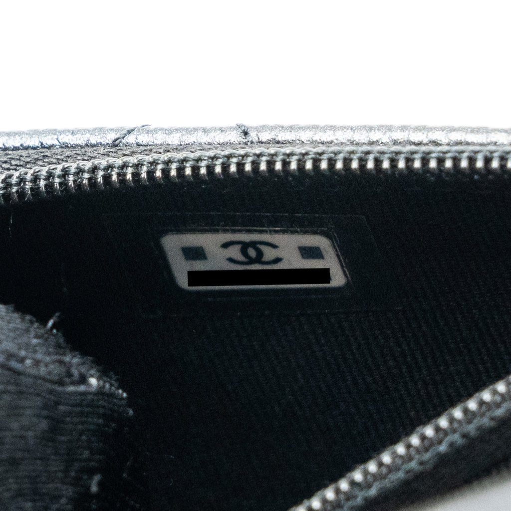 CHANEL MINI FLAP BAG WITH ADJUSTABLE CHAINS CAVIAR BLACK GHW(MICROCHIP)