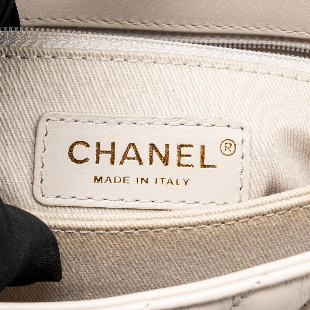 Chanel Small Coco Handle Chevron Aged Calfskin ivory GHW
