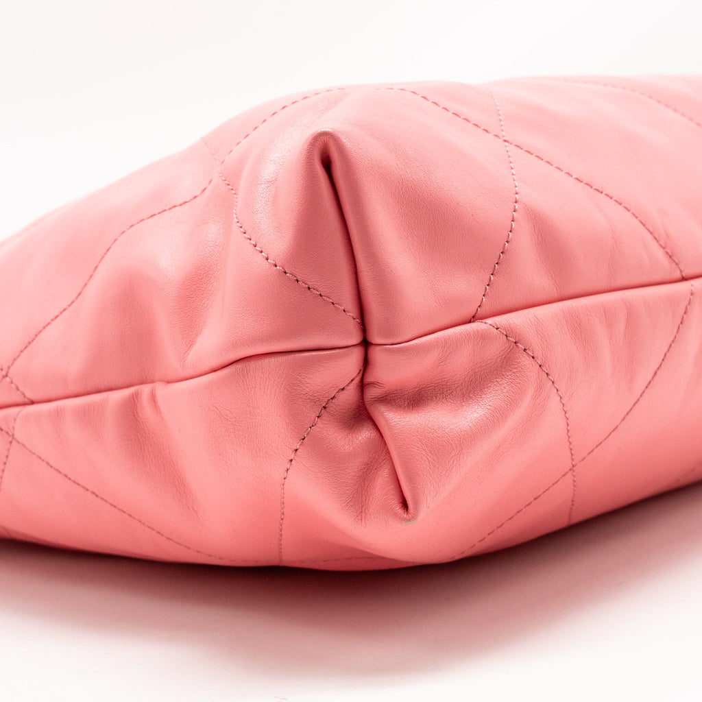 Chanel Medium 22 Bag Calfskin Pink GHW (Microchip)