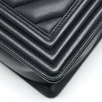 CHANEL NEW MEDIUM CHEVRON BOY BAG CALFSKIN BLACK RUTHENIUM HARDWARE
