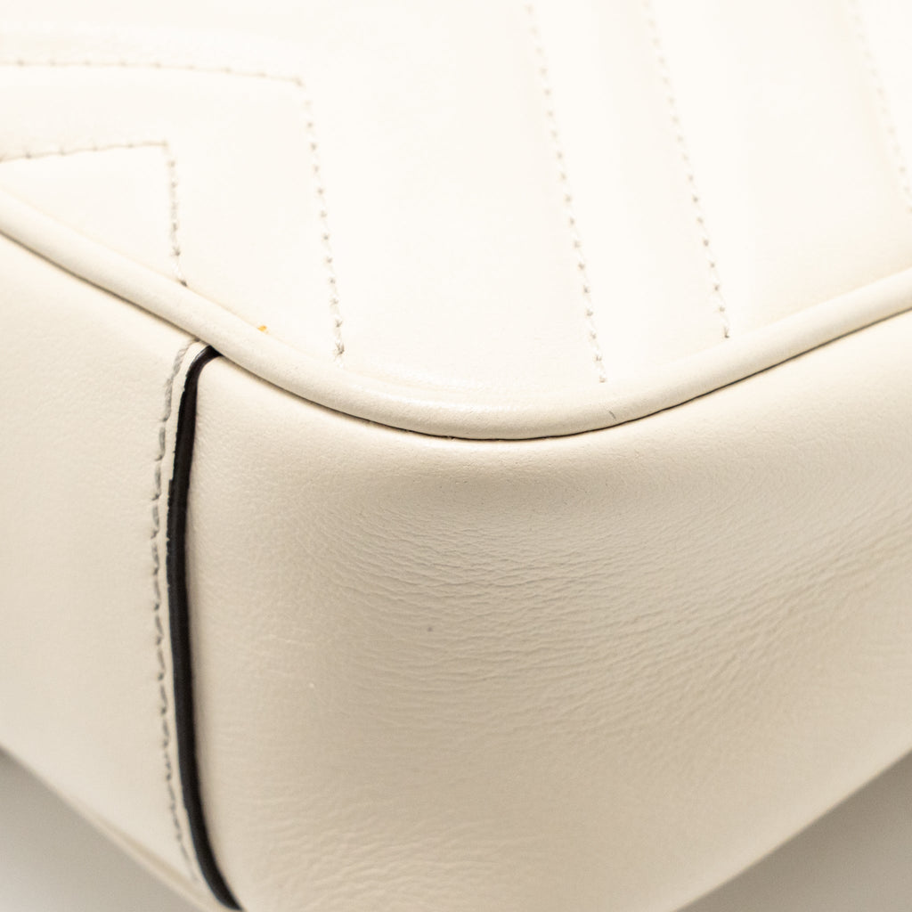 Gucci Small Marmont Shoulder Bag Matelassé chevron leather White GHW