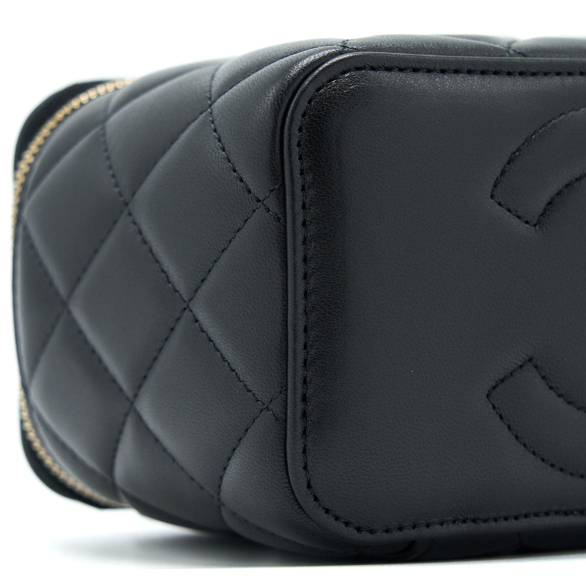 CHANEL PEARL CRUSH LONG VANITY LAMBSKIN BLACK GHW (MICROCHIP)