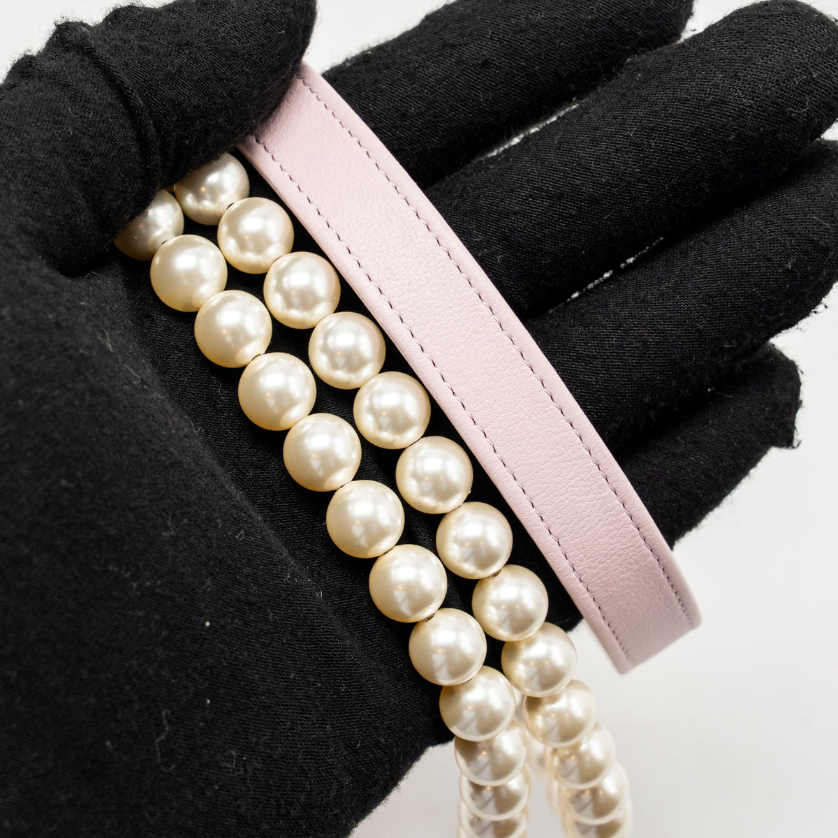 Chanel Round bag with pearl chain lambskin pink GHW