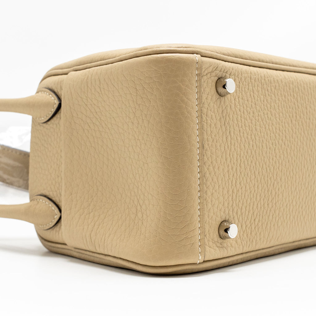Hermes Mini Lindy II Clemence trench SHW