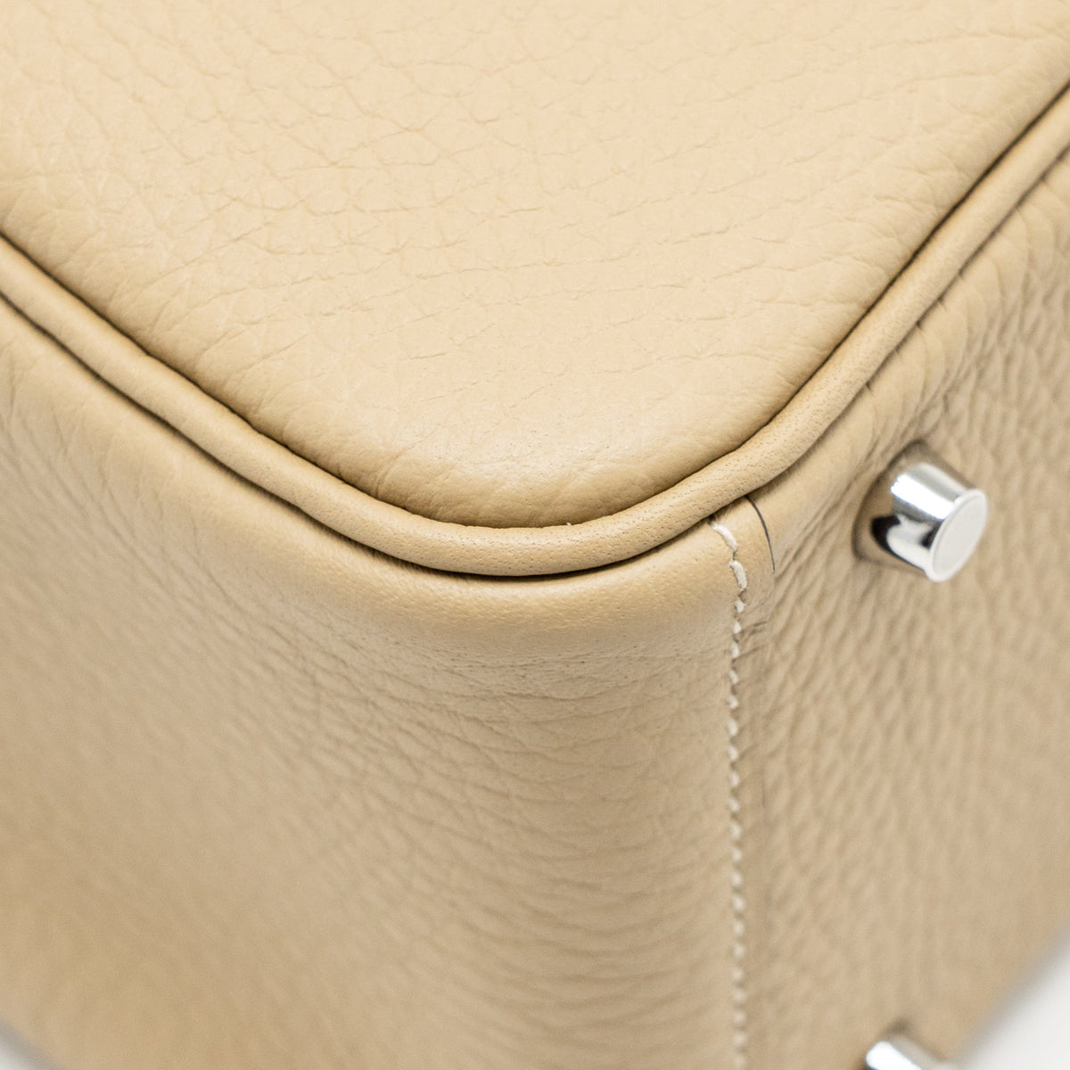 Hermes Mini Lindy II Clemence trench SHW