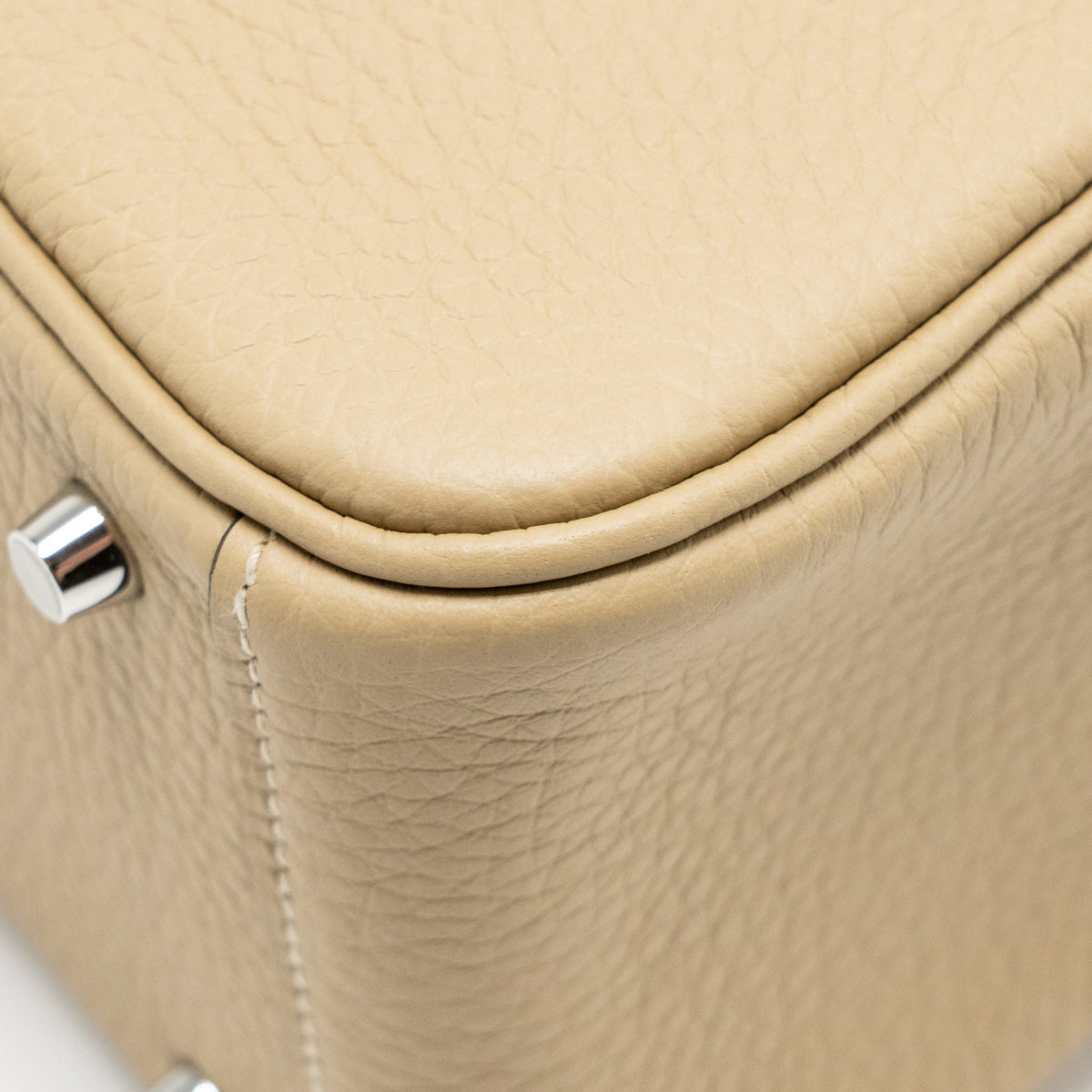 Hermes Mini Lindy II Clemence trench SHW