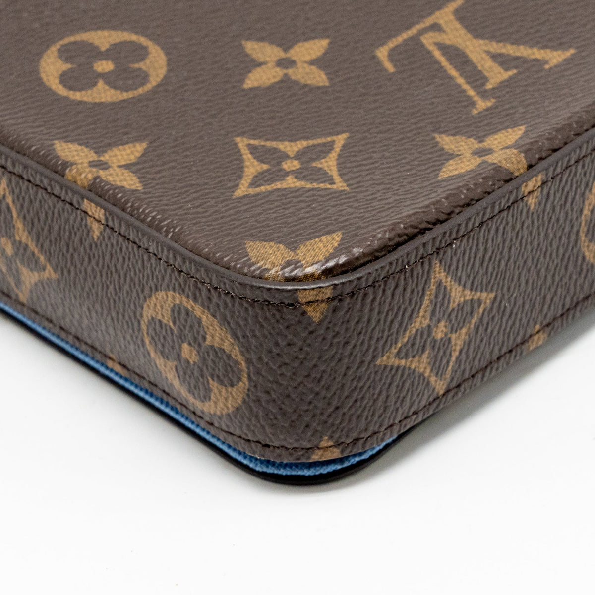 LOUIS VUITTON FELICIE POCHETTE LIMITED EDITION MONOGRAM CANVAS GHW