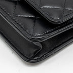 CHANEL PEARL DETAILED TOP HANDEL WALLET ON CHAIN LAMBSKIN BLACK LGHW (MICROCHIP)
