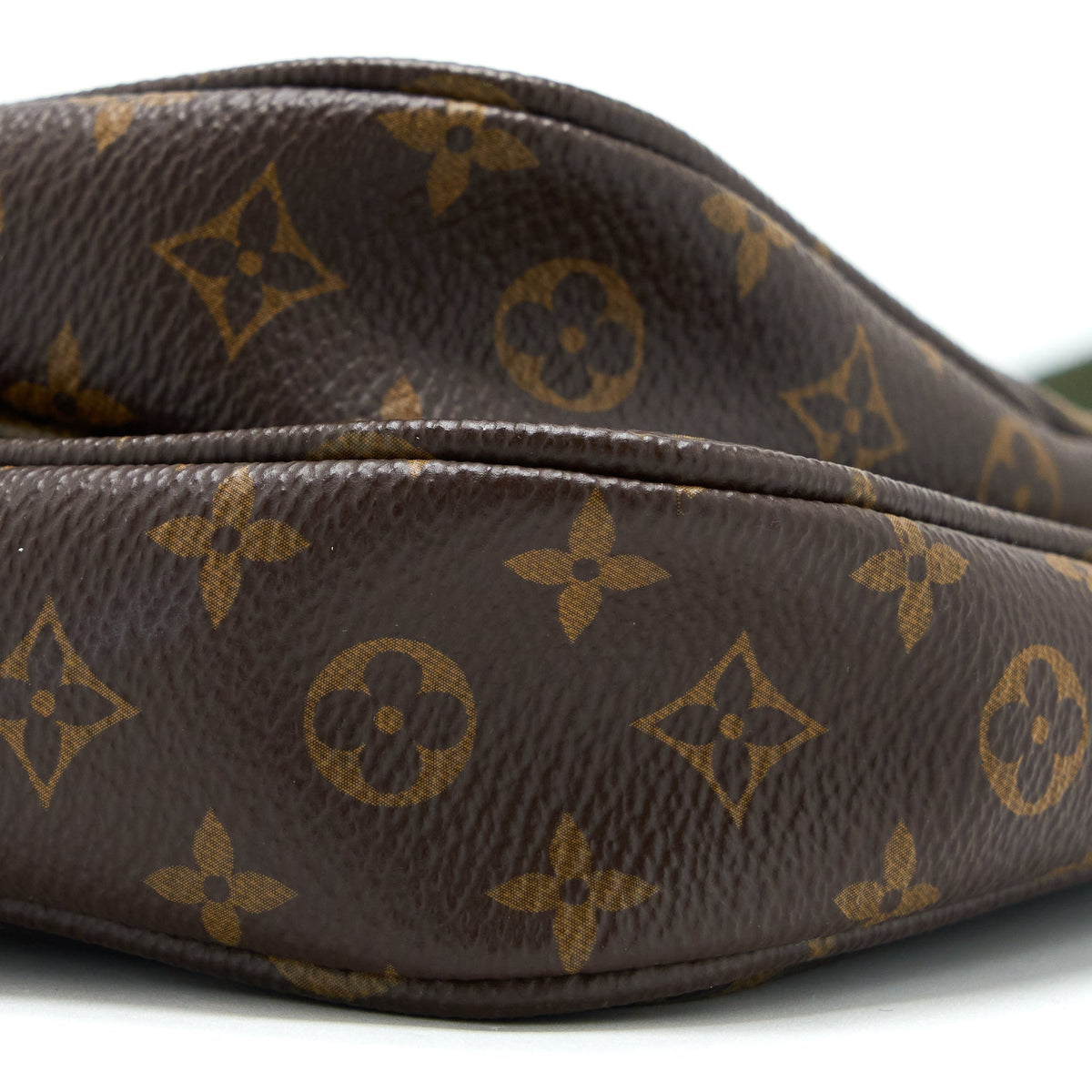 LOUIS VUITTON MULTI POCHETTE WITH KHAKI STRAP GHW