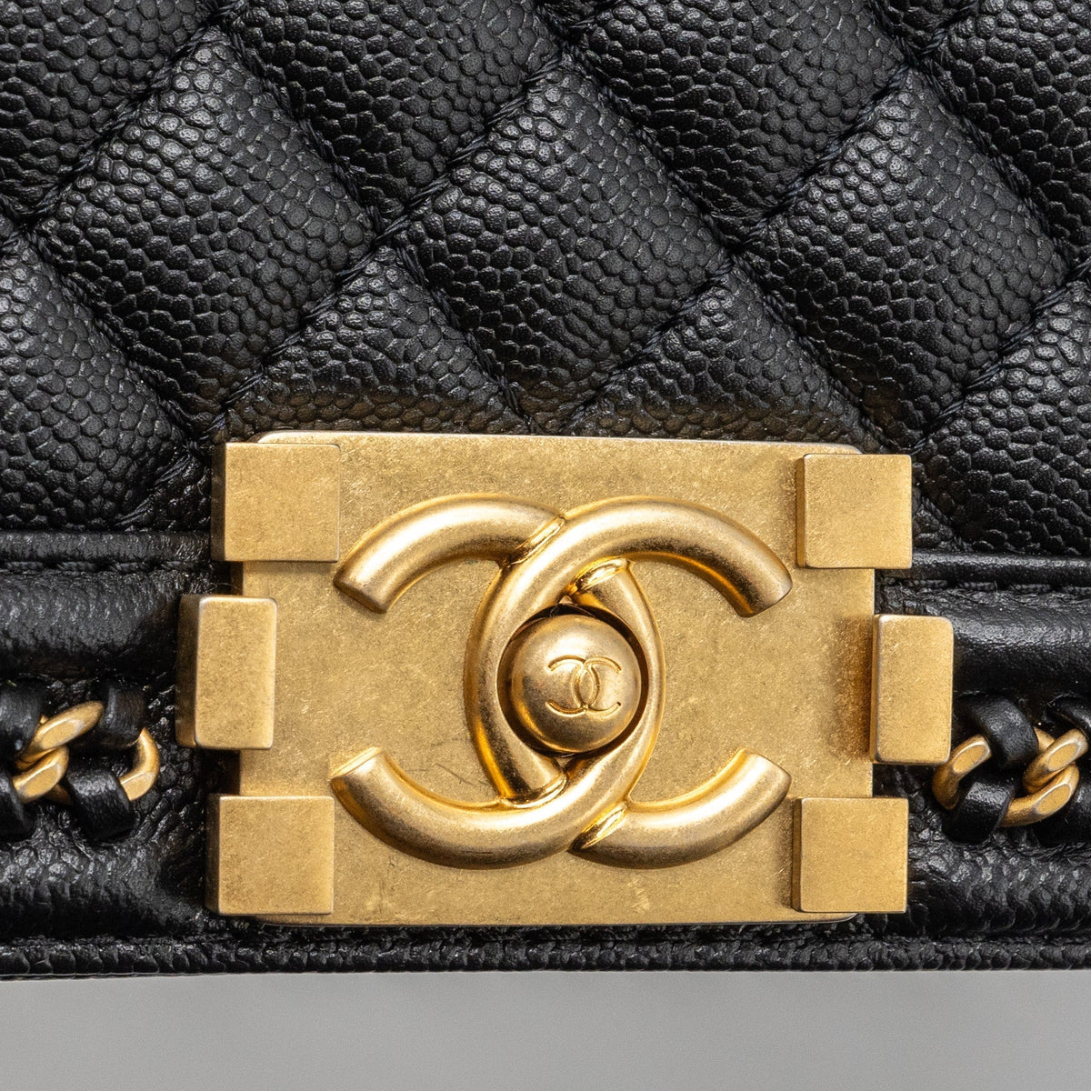 CHANEL MEDIUM BOY BAG LIMITED EDITION CAVIAR BLACK GHW (MICROCHIP)