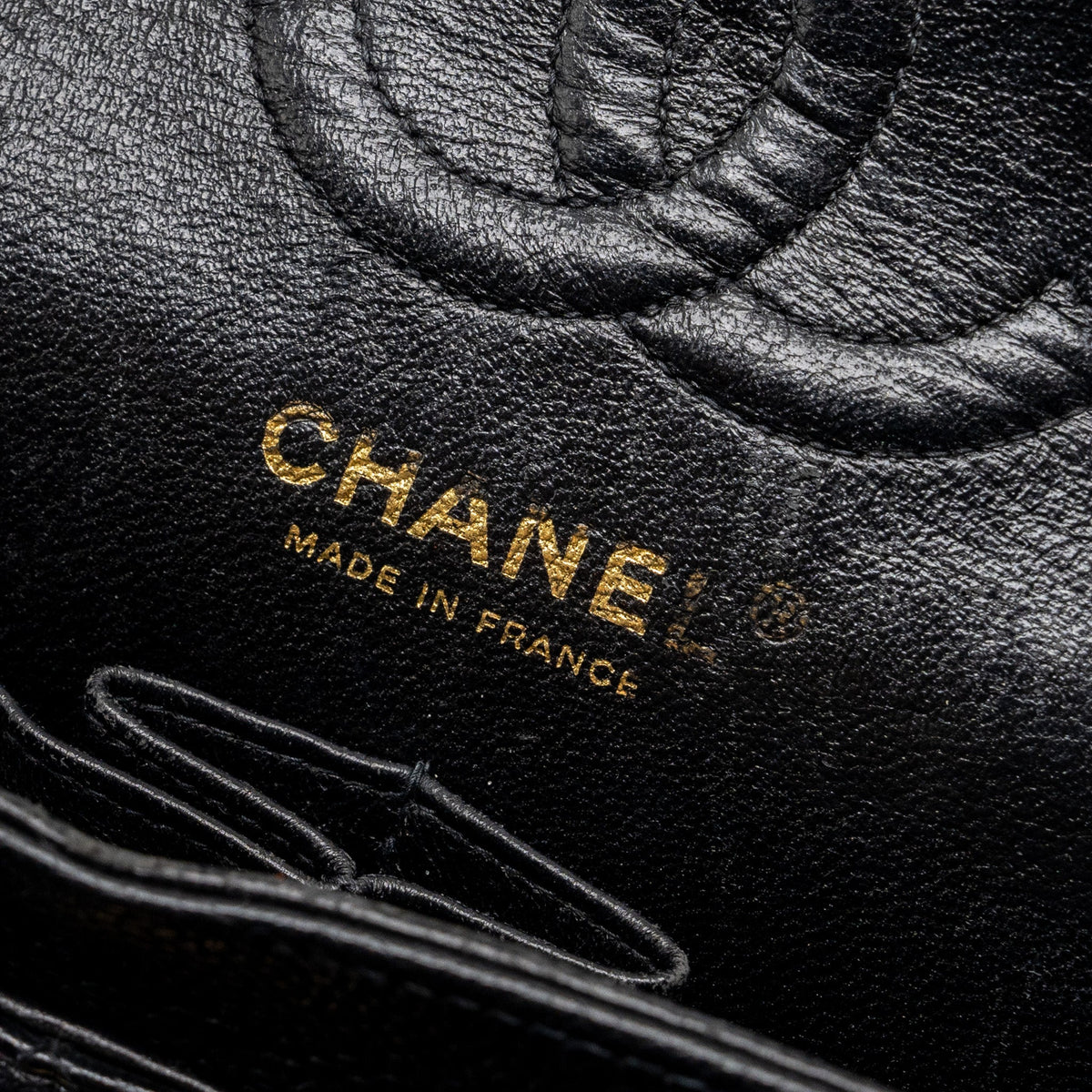 CHANEL VINTAGE SMALL CLASSIC DOUBLE FLAP BAG CAVIAR BLACK GHW
