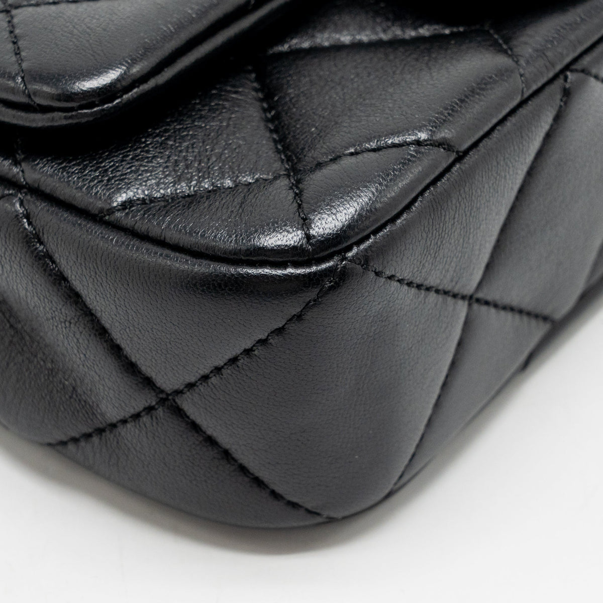 Chanel CC Mini Flap Bag with Adjustable Pearls Chain Lambskin Black GHW (Microchip)