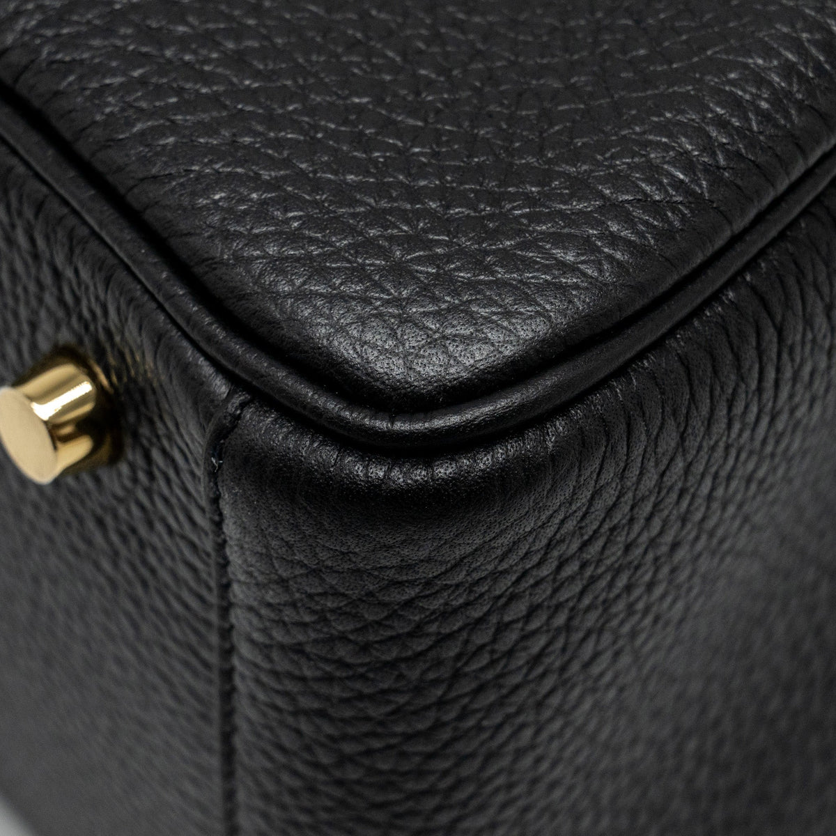 Hermes Lindy 26 Clemence Black GHW