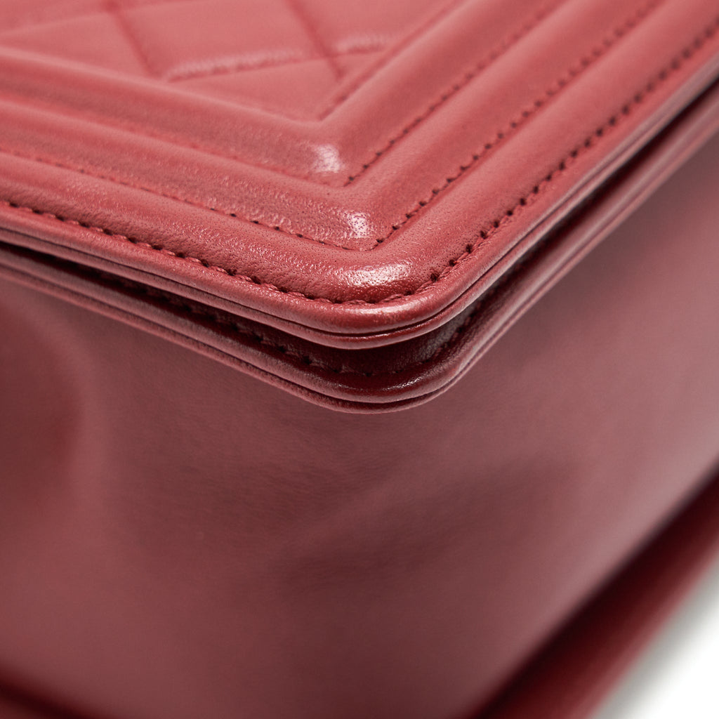 CHANEL MEDIUM BOY BAG LAMBSKIN BURGUNDY GHW