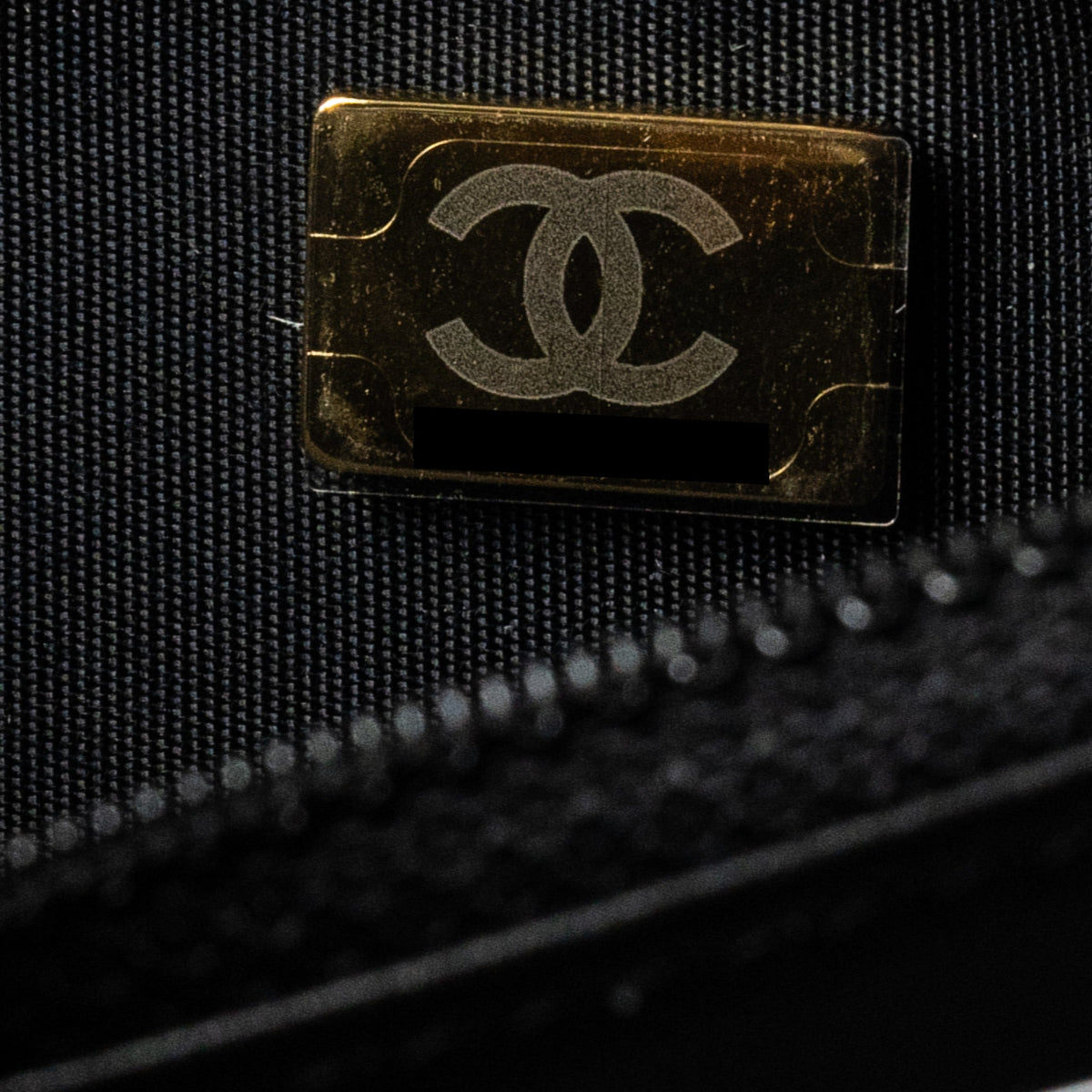 CHANEL QUILTED WALLET ON CHAIN SHINY CALFSKIN BLACK GHW (MICROCHIP)