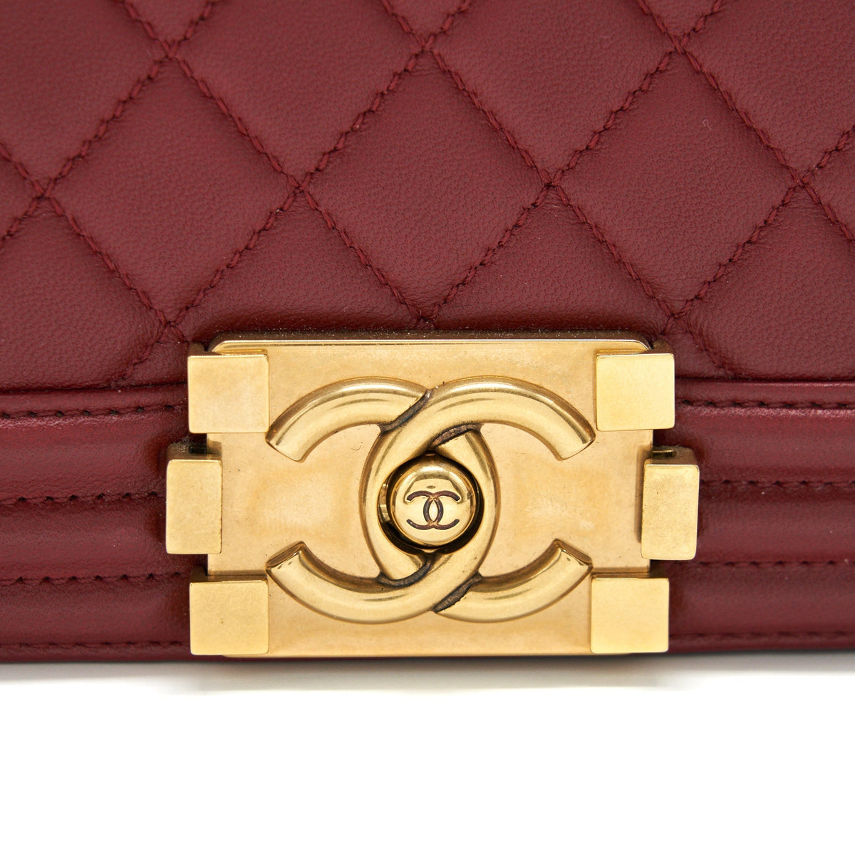 CHANEL MEDIUM BOY BAG LAMBSKIN BURGUNDY GHW